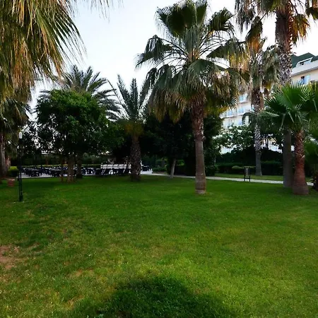 Royal Garden فندق