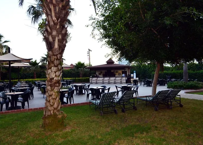 Royal Garden فندق 5*