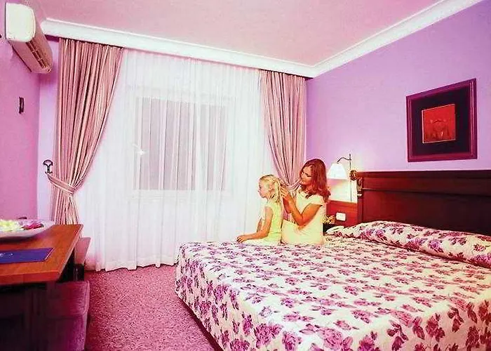 Royal Garden فندق