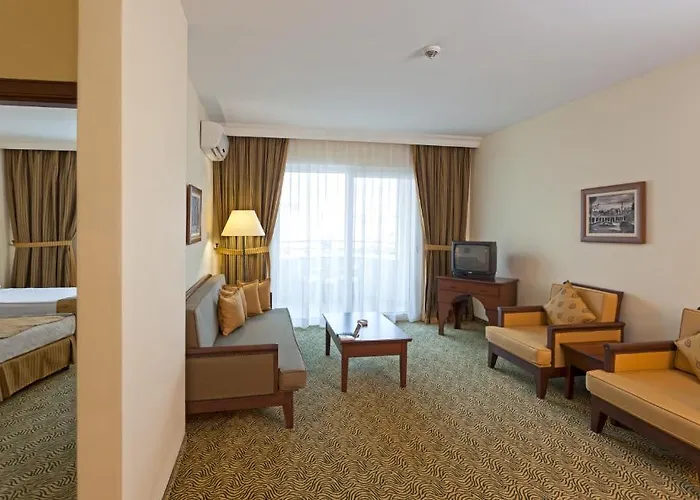 فندق Royal Garden 5*