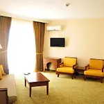 Royal Garden 5*
