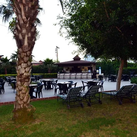 Royal Garden Ξενοδοχείο 5*